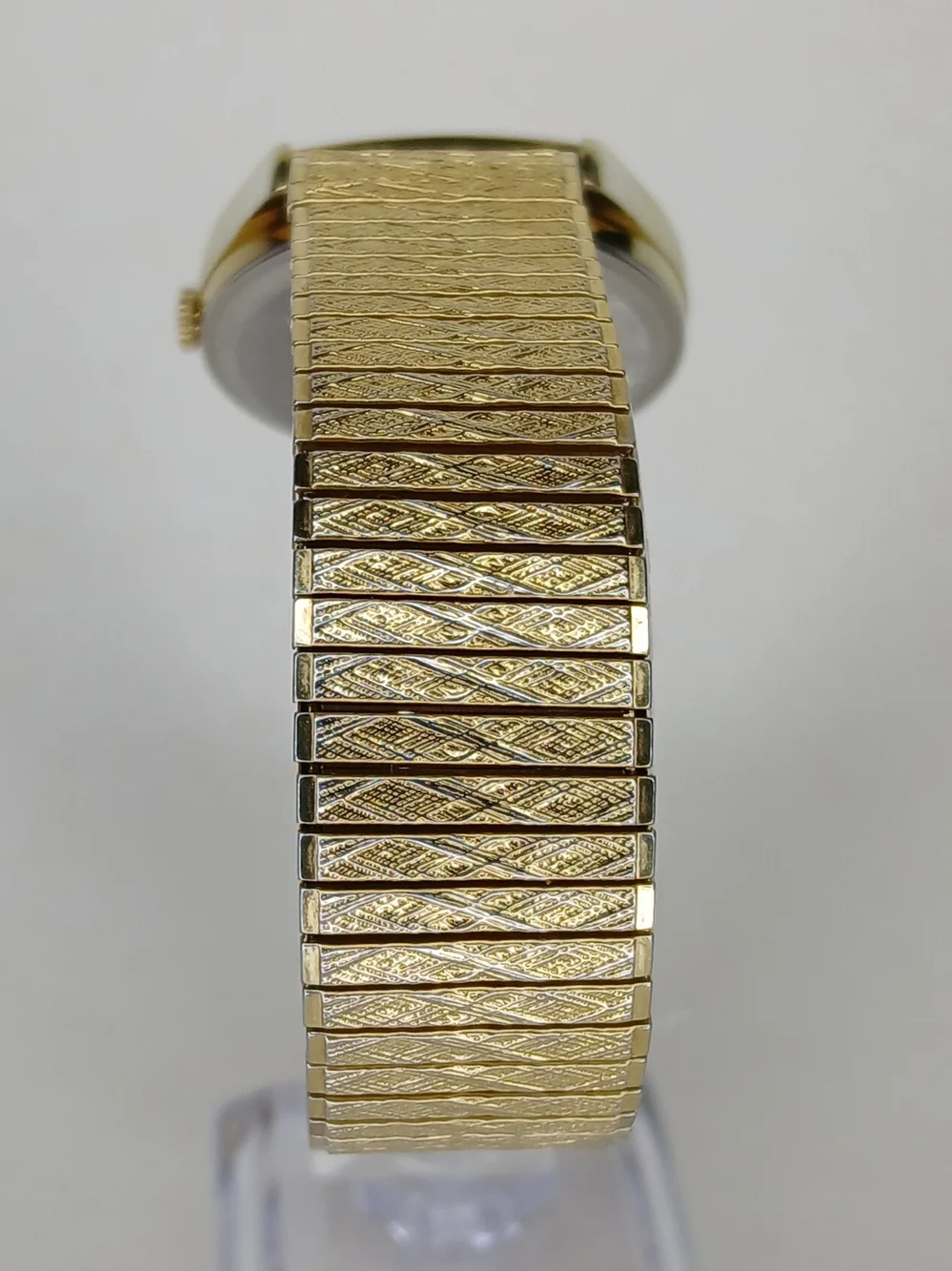 Vintage Helbros Men Quartz Watch Gold Tone Stretch Band Silver Dial New Battery